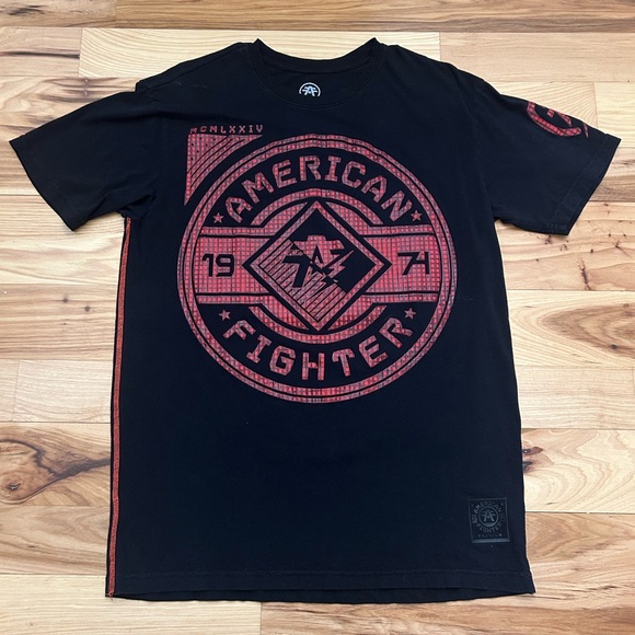 American Fighter Men’s Graphic Double Sided T-Shirt Size Large - Picture 1 of 3